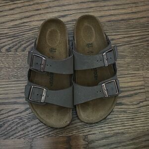 Brand new youth Birkenstock